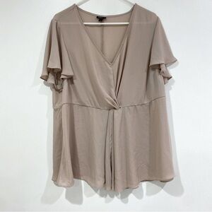 Torrid nude flowy blouse